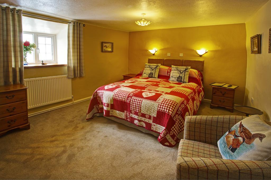 Hotel Tinhay Mill Lifton Habitación foto